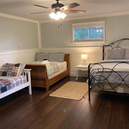 Tucked Away Newly Renovated 2 Bedroom/ 1 Bath Sleeps 8 博福特 外观 照片