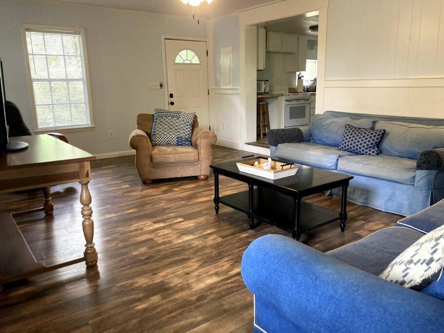 Tucked Away Newly Renovated 2 Bedroom/ 1 Bath Sleeps 8 博福特 外观 照片